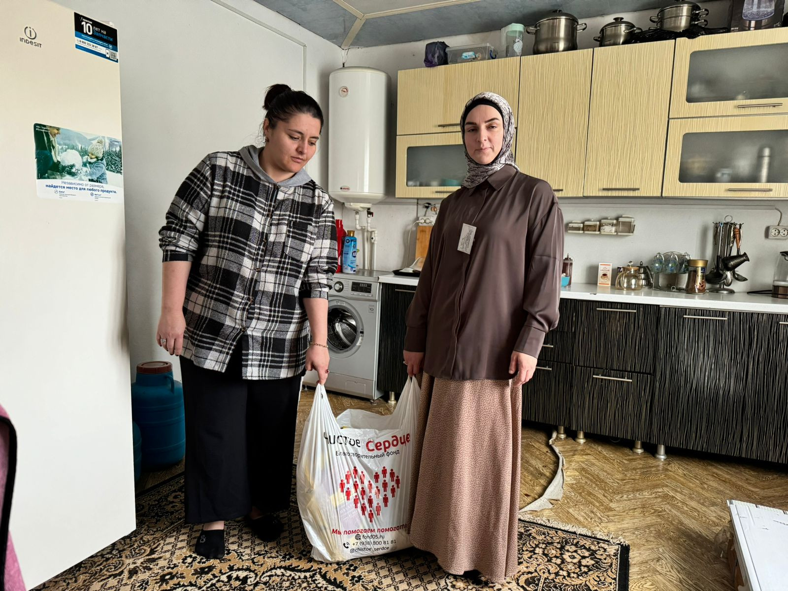 Помощь многодетной малоимущей семье